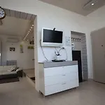 Siriana Open Space 카스텔라마레디스타비아