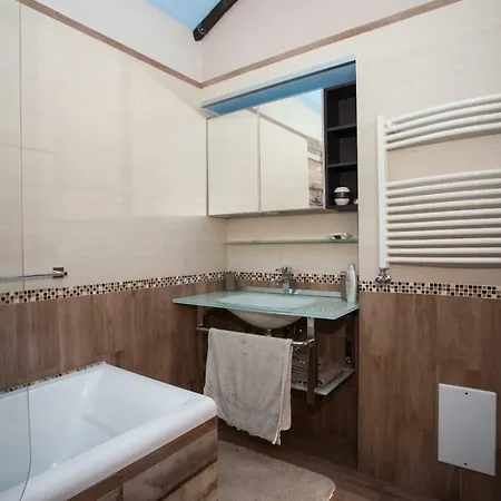 Siriana Open Space Apartment